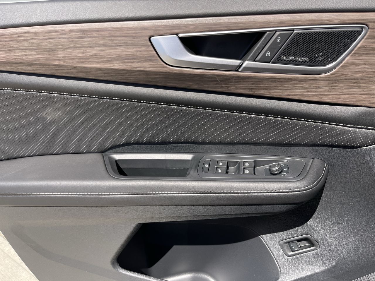 2024 Volkswagen Atlas in Barrie, Ontario