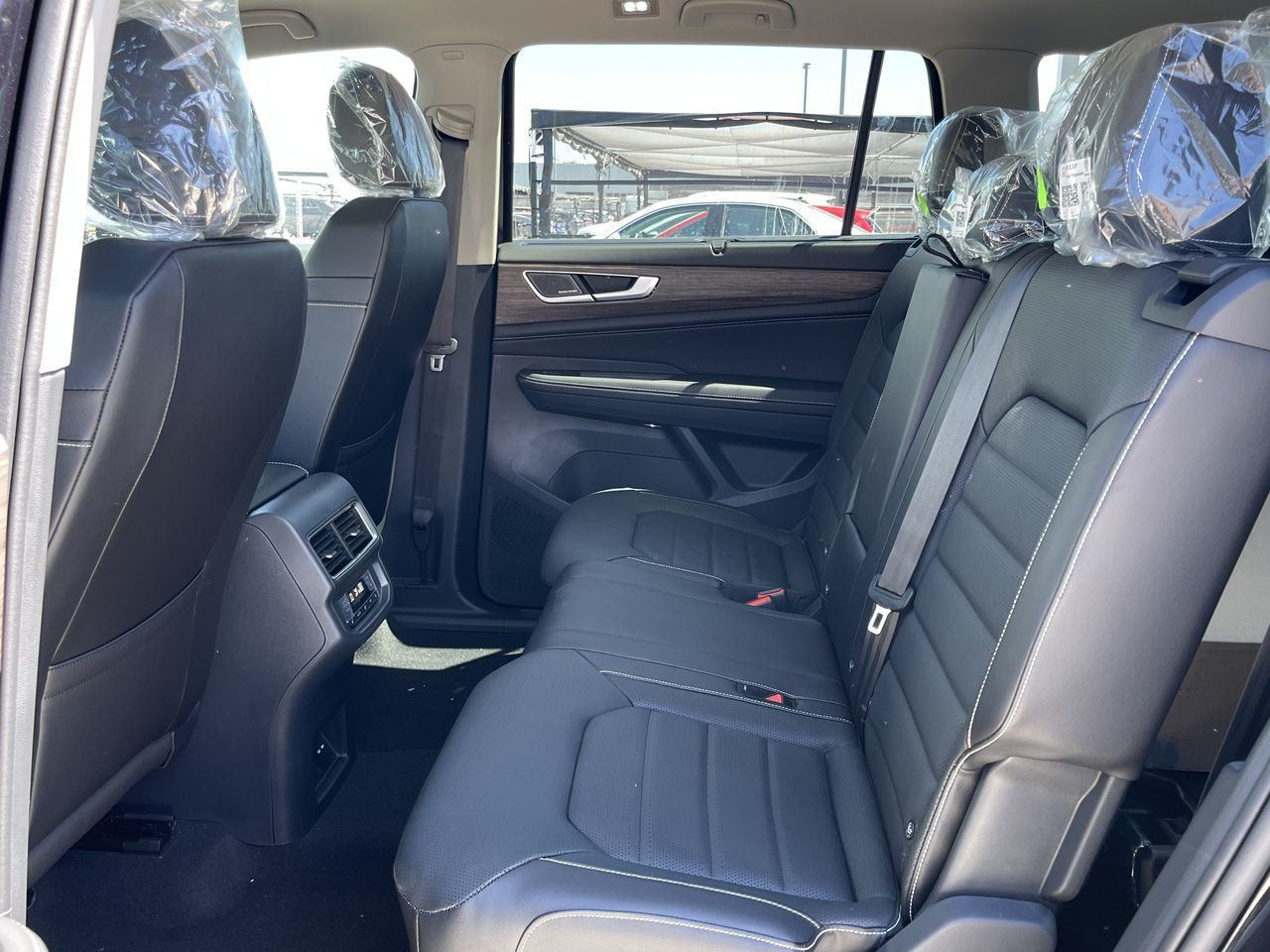 2024 Volkswagen Atlas in Barrie, Ontario