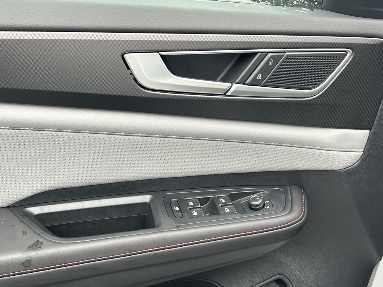 2025 Volkswagen Atlas in Barrie, Ontario