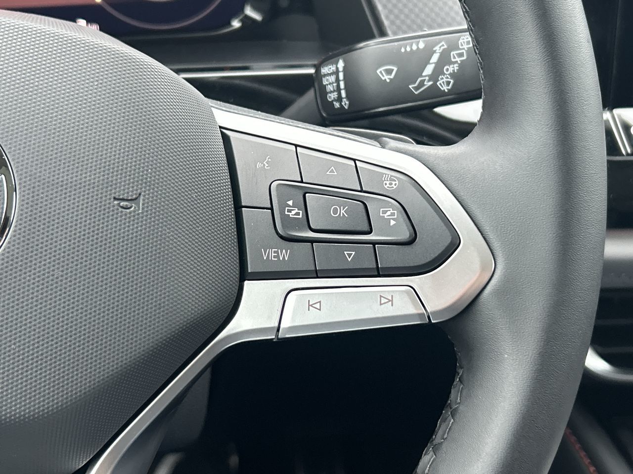 2025 Volkswagen Atlas in Barrie, Ontario