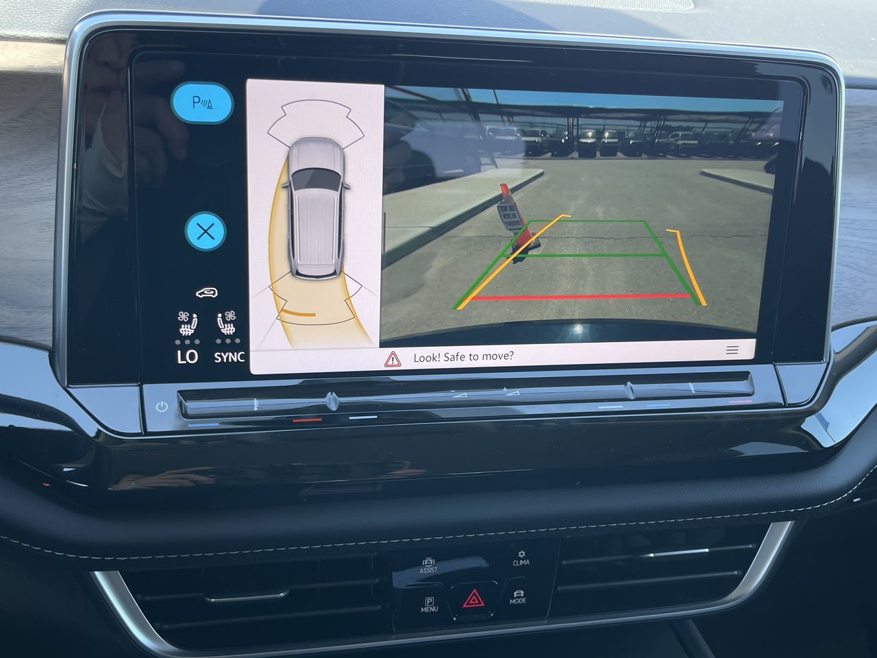 2025 Volkswagen Atlas in Barrie, Ontario