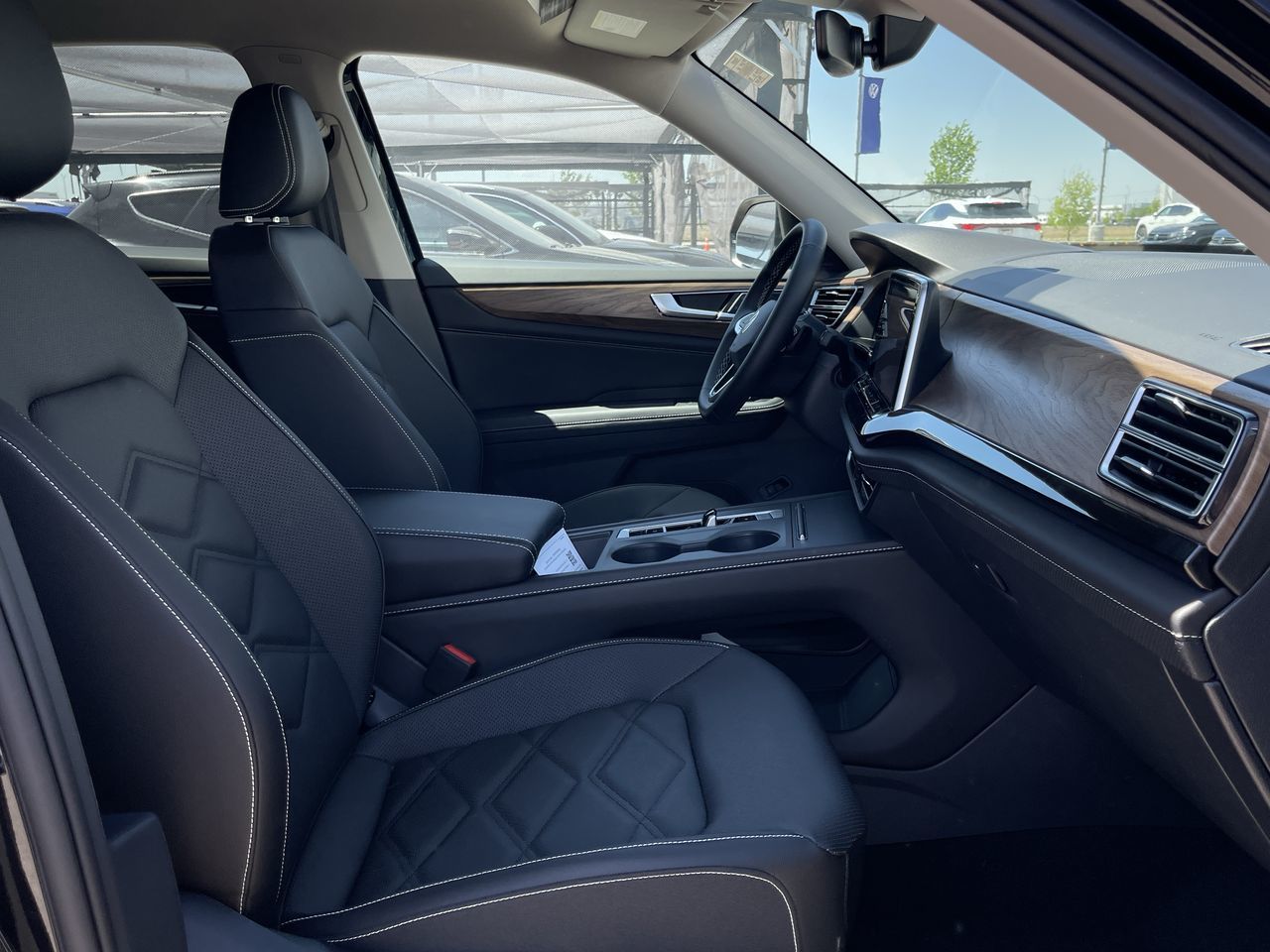 2025 Volkswagen Atlas in Barrie, Ontario