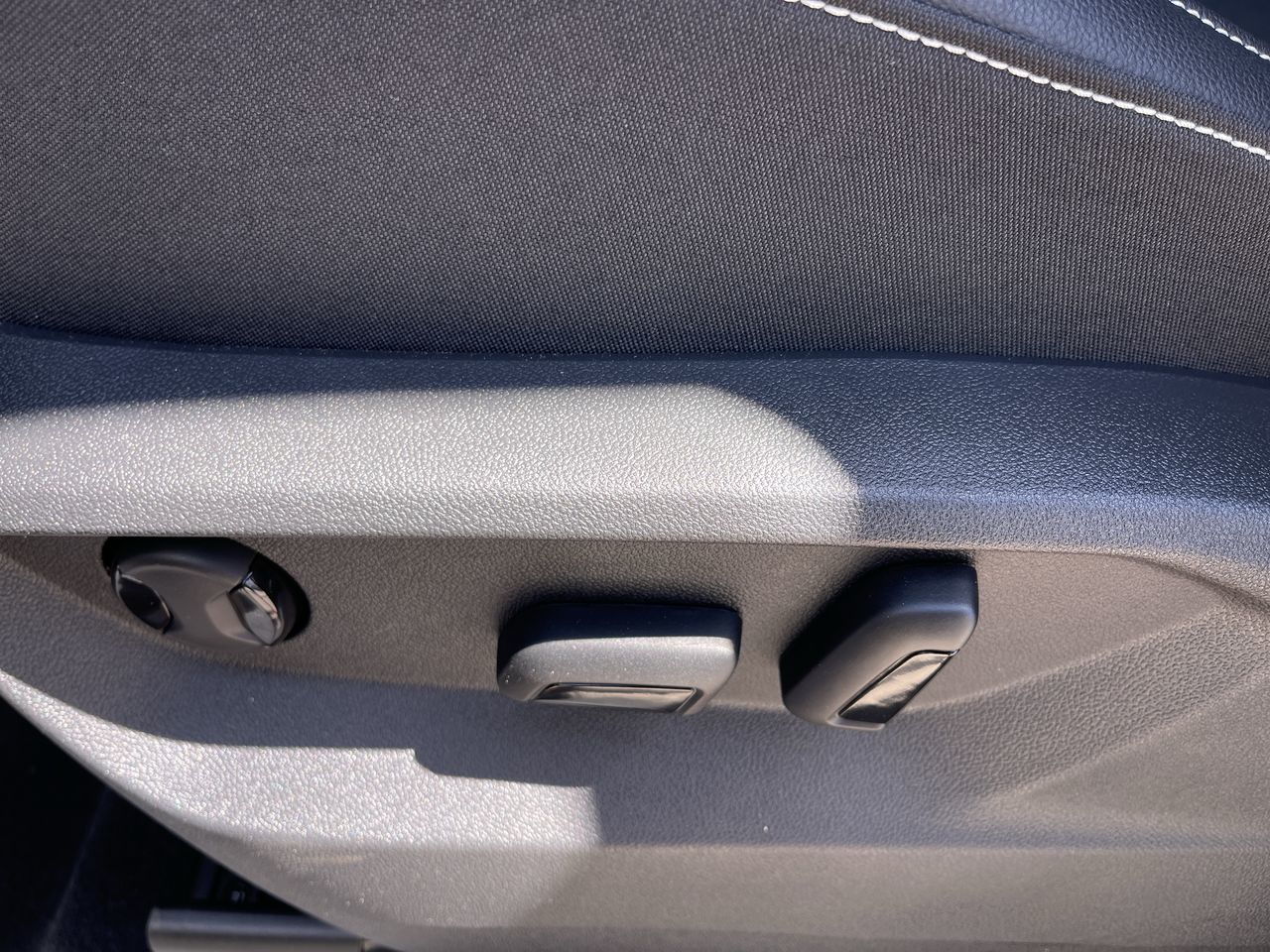 2025 Volkswagen Atlas in Barrie, Ontario