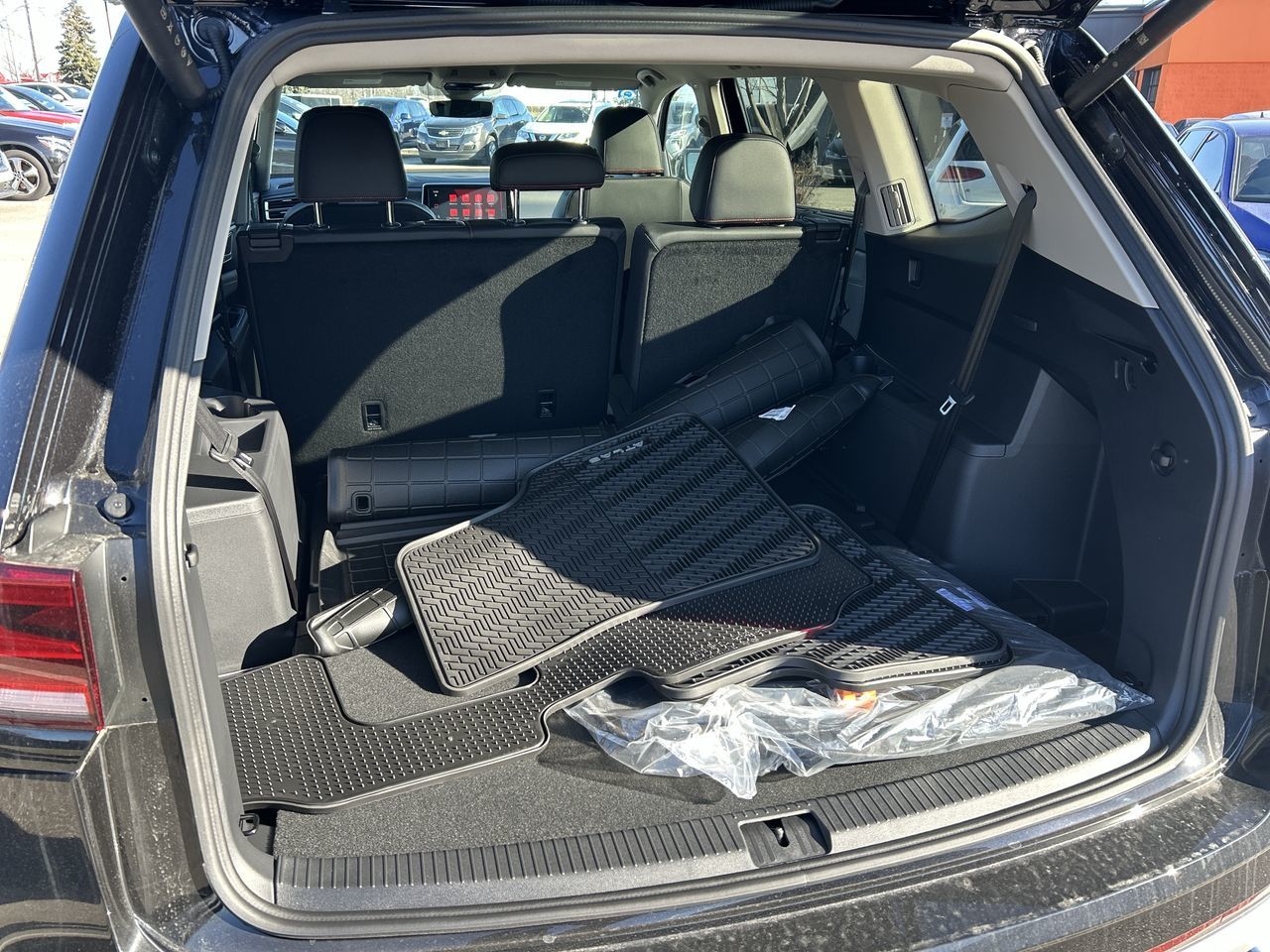 2025 Volkswagen Atlas in Barrie, Ontario