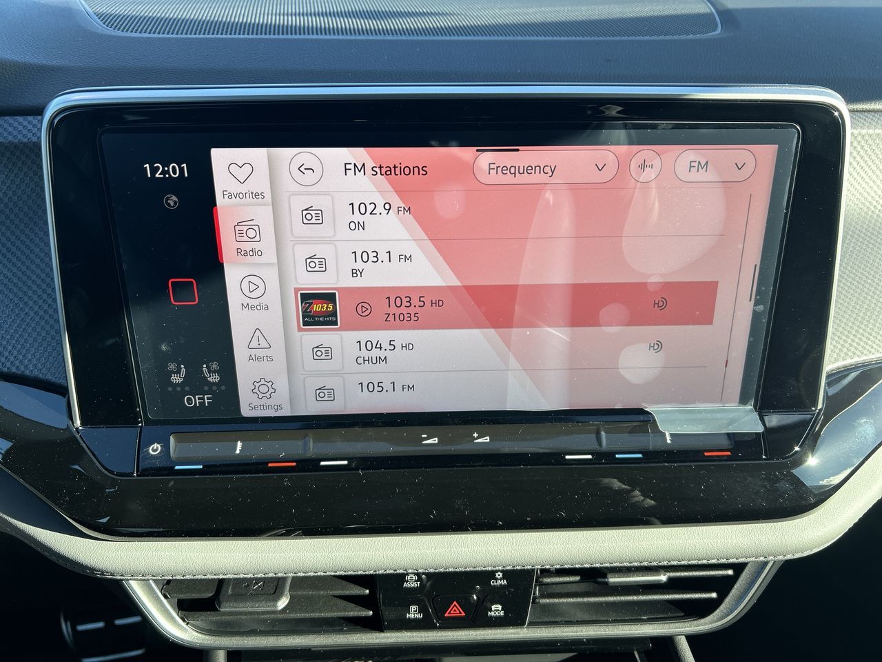 2025 Volkswagen Atlas in Barrie, Ontario