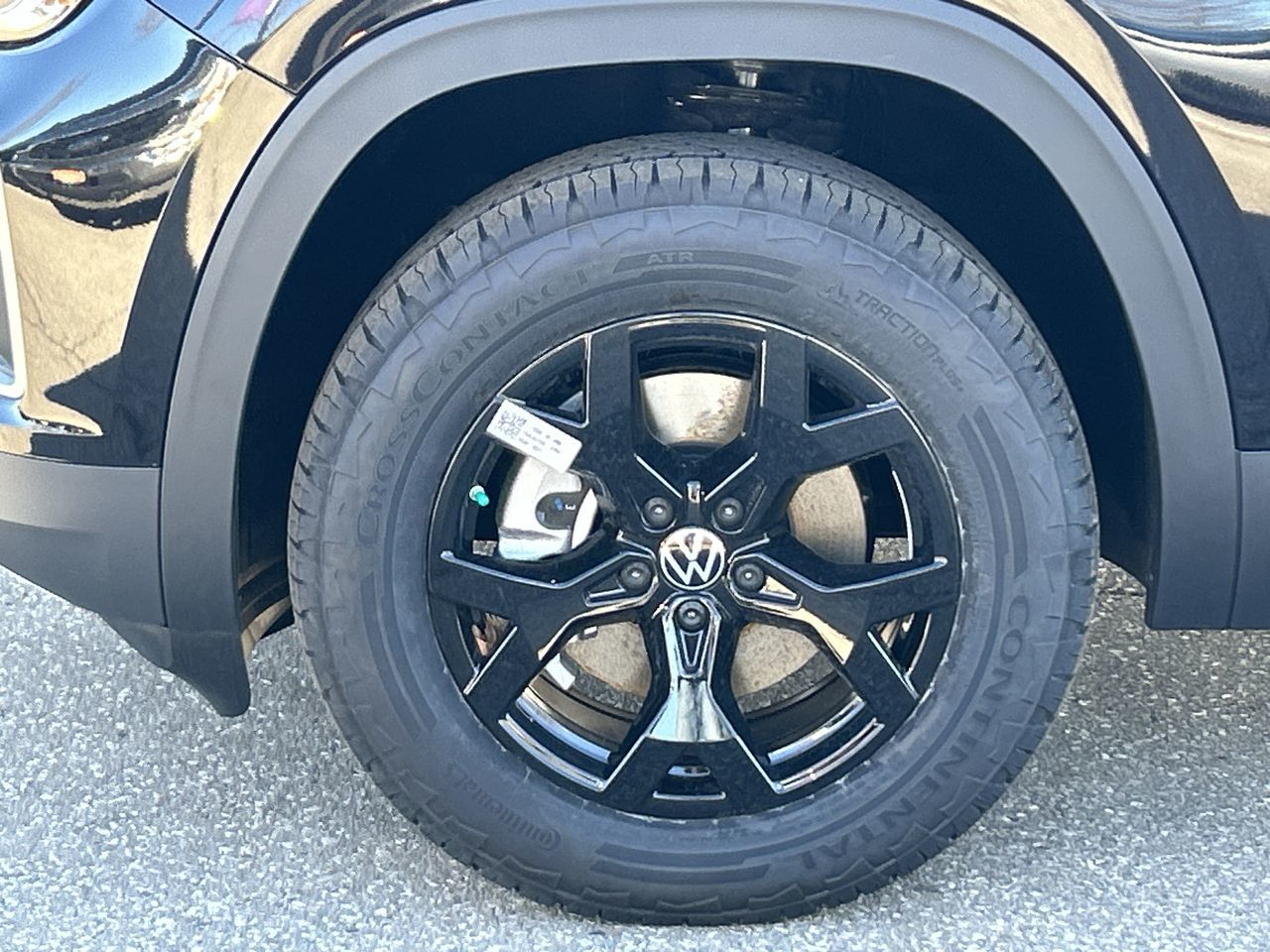 2025 Volkswagen Atlas in Barrie, Ontario