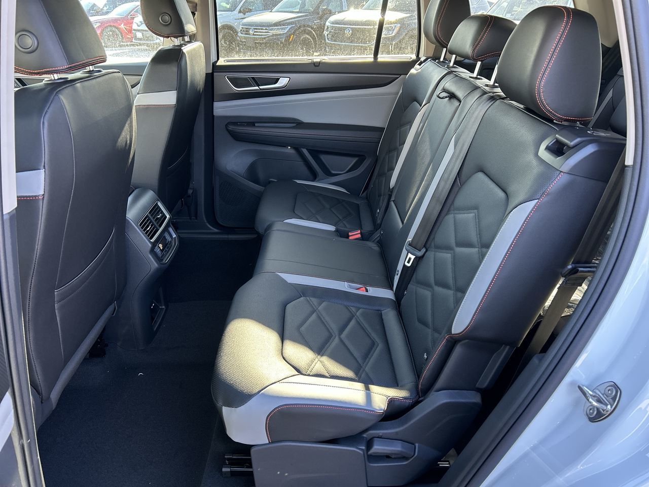 2025 Volkswagen Atlas in Barrie, Ontario