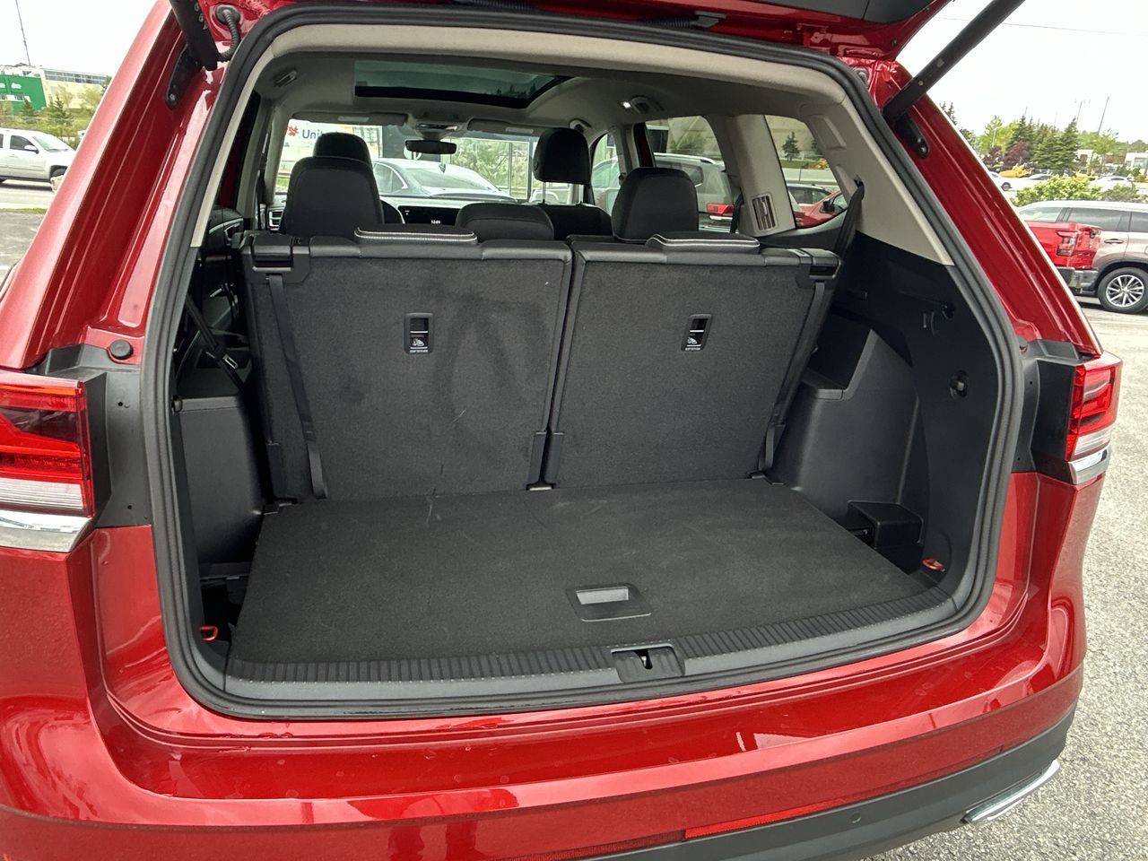2025 Volkswagen Atlas in Barrie, Ontario