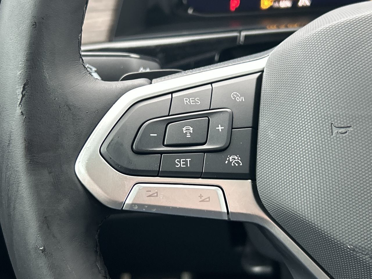 2025 Volkswagen Atlas in Barrie, Ontario