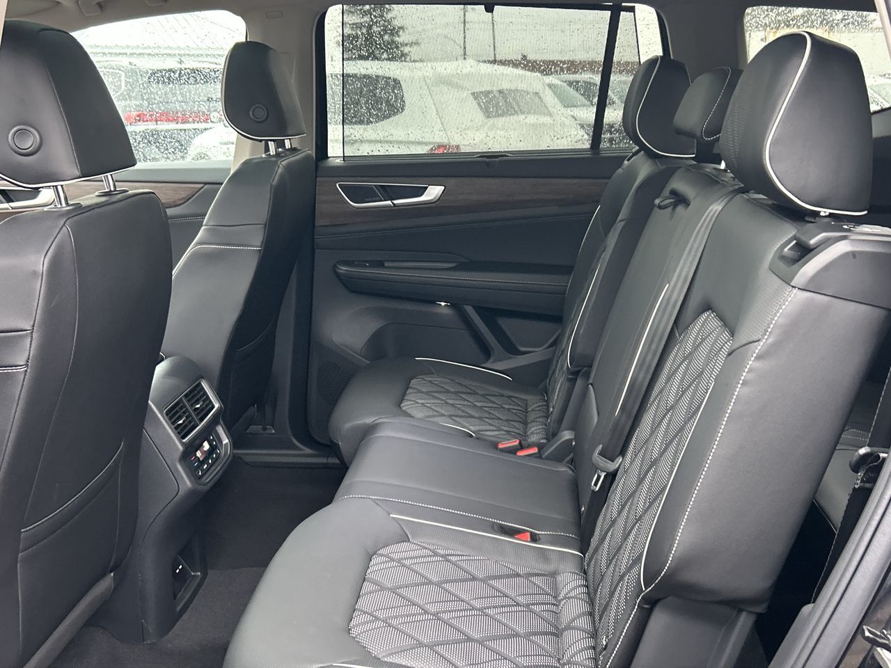 2025 Volkswagen Atlas in Barrie, Ontario