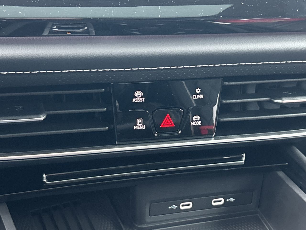 2025 Volkswagen Atlas in Barrie, Ontario