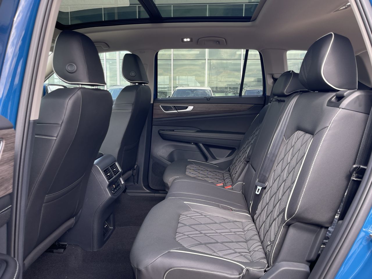 2026 Volkswagen Atlas in Barrie, Ontario