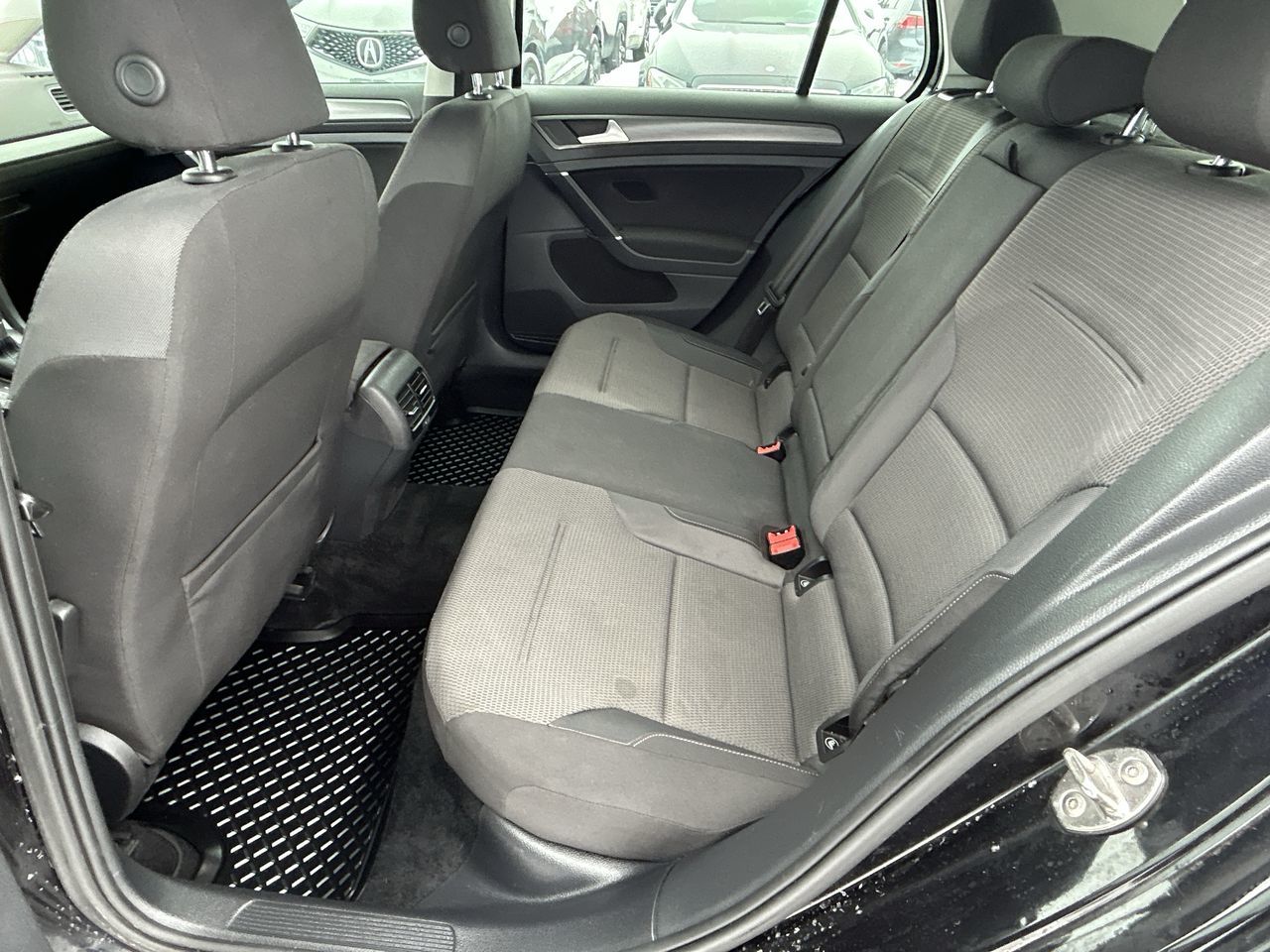 2017 Volkswagen E-Golf