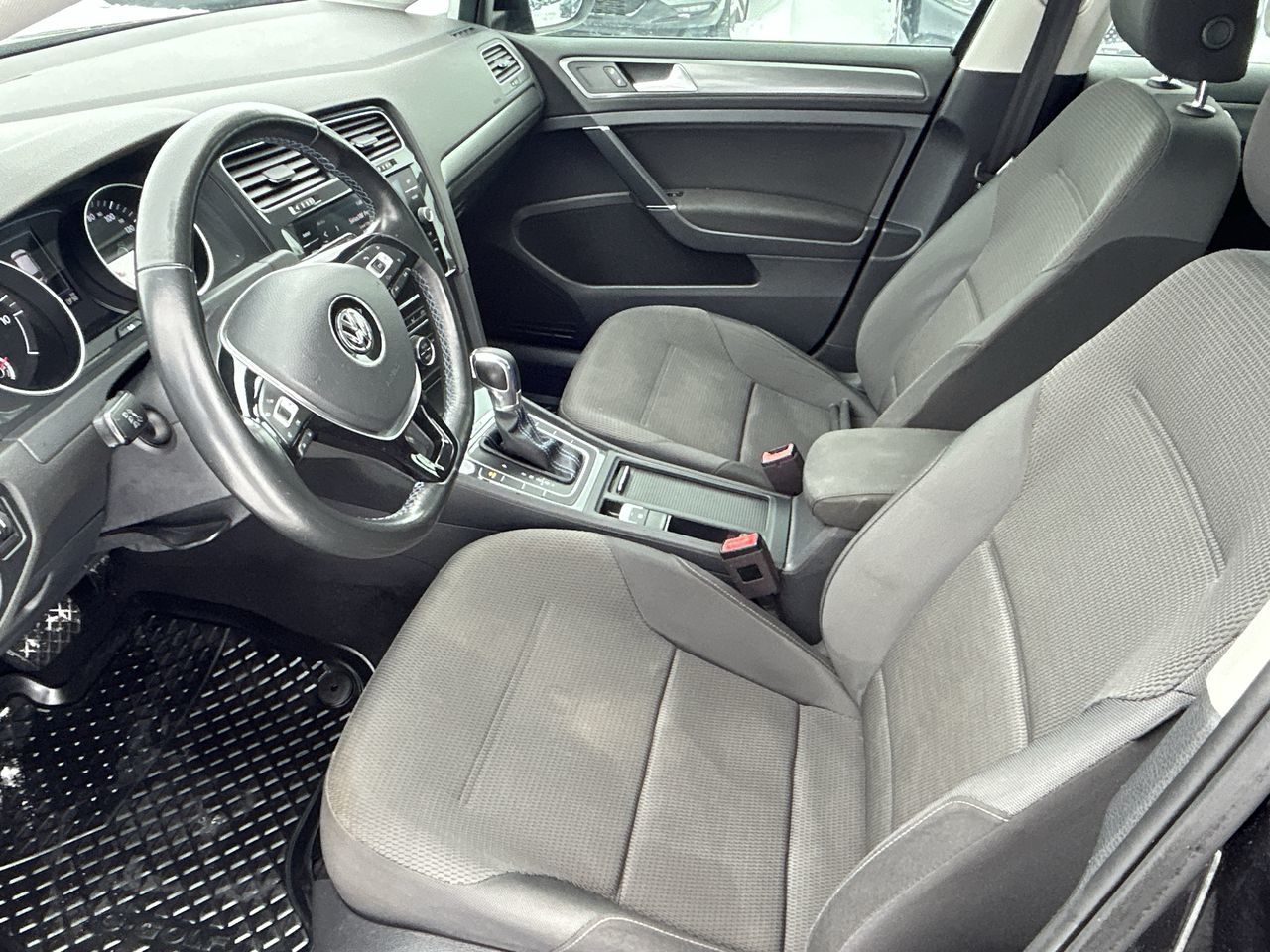 2017 Volkswagen E-Golf