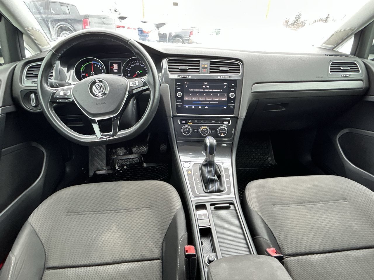 2017 Volkswagen E-Golf