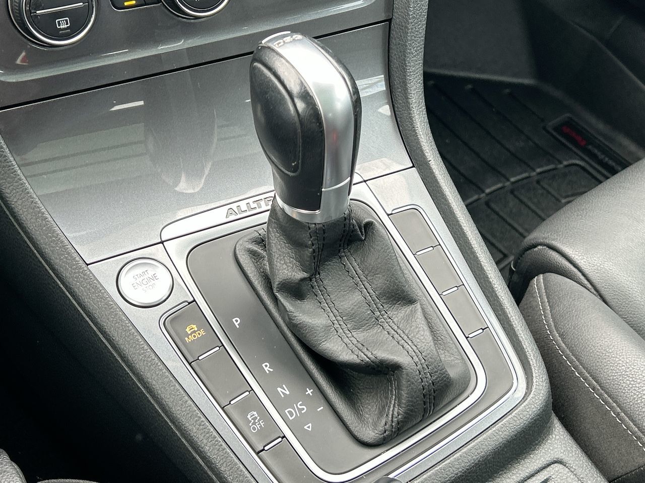 2017 Volkswagen GOLF ALLTRACK