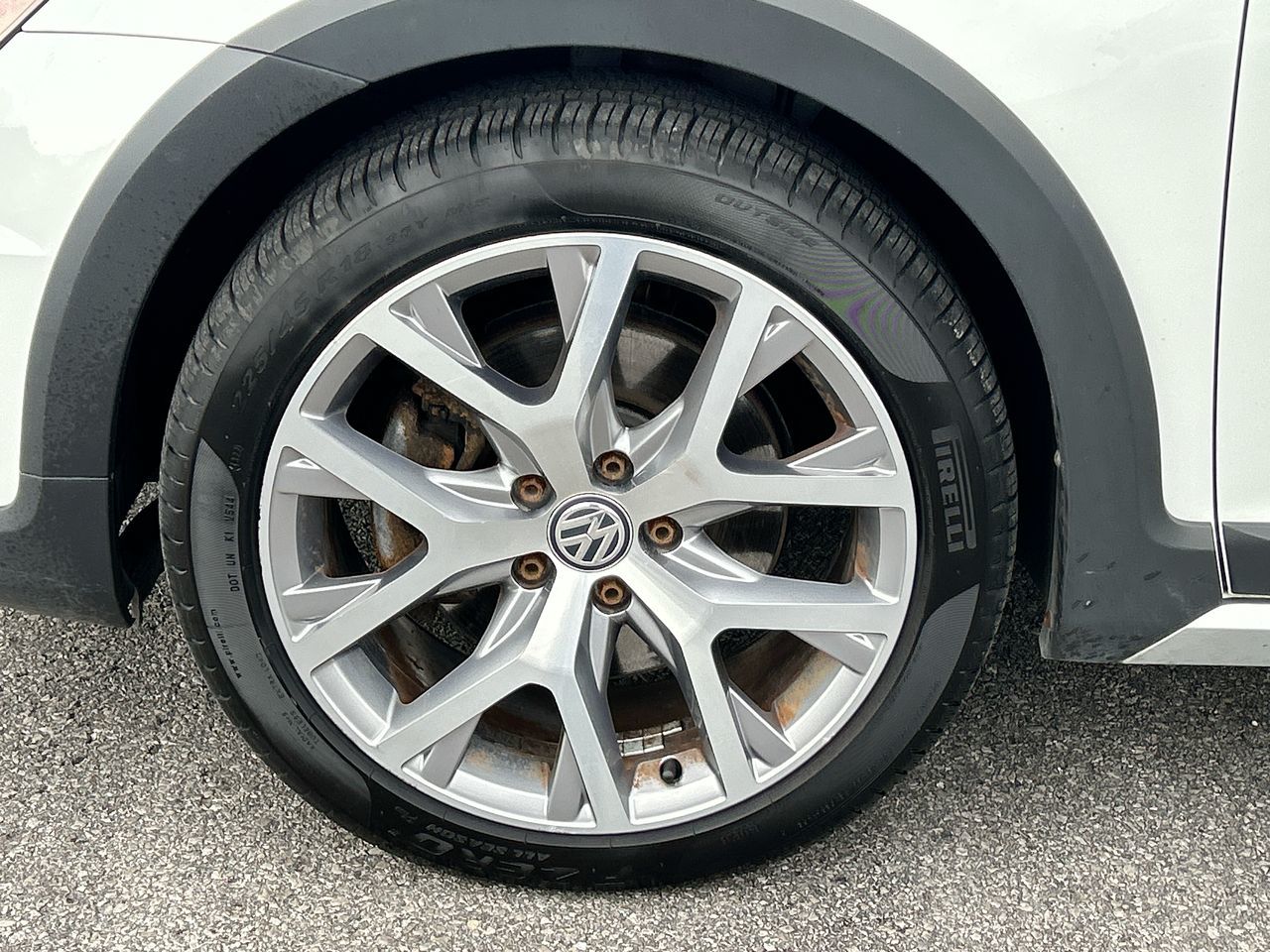 2017 Volkswagen GOLF ALLTRACK