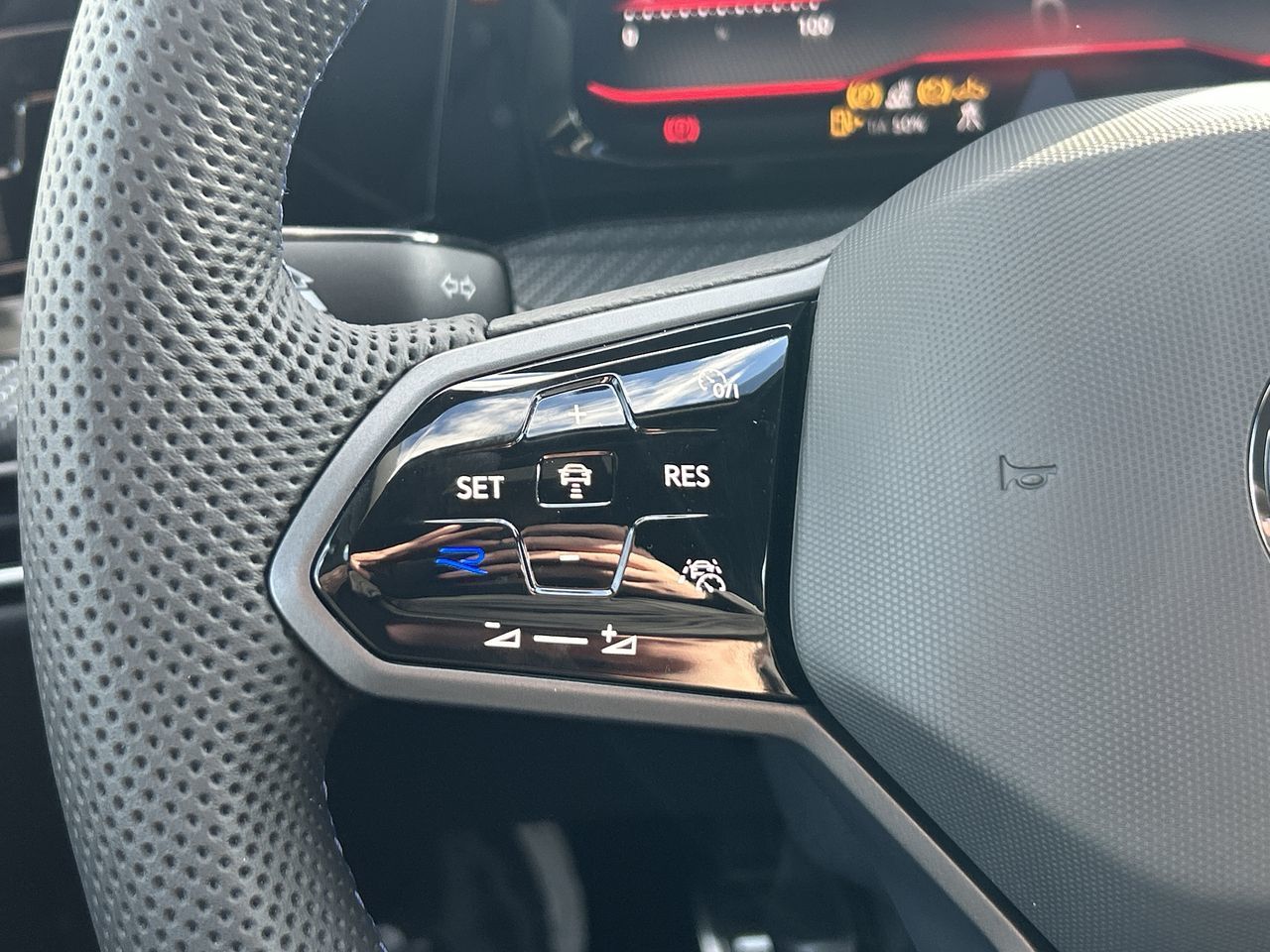 Volkswagen Golf R  2024 à Barrie, Ontario