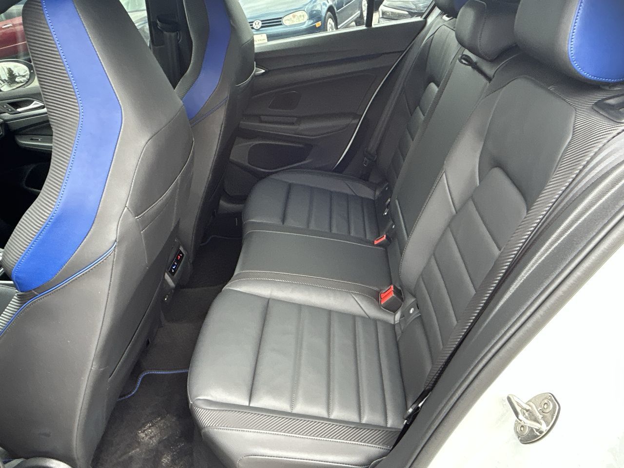Volkswagen Golf R  2025 à Barrie, Ontario