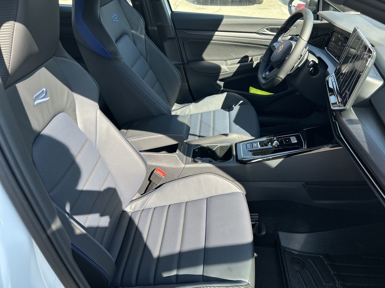 Volkswagen Golf R  2026 à Barrie, Ontario