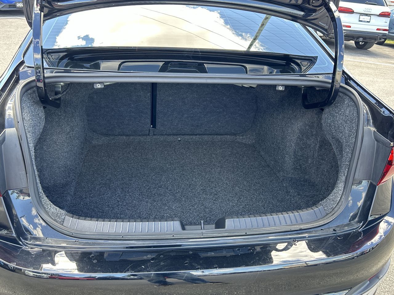 Volkswagen Jetta  2023 à Barrie, Ontario