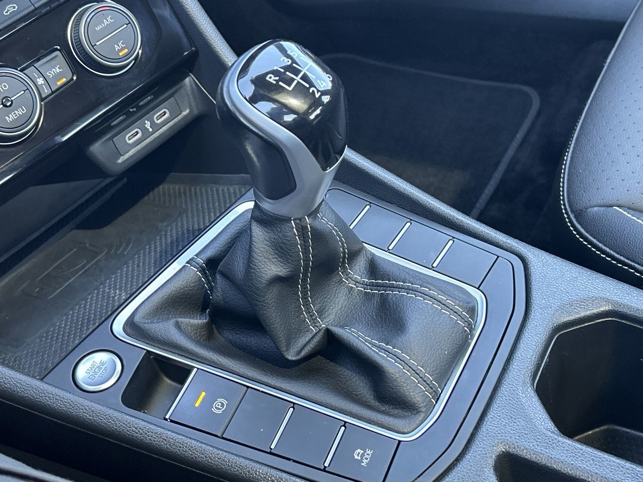 2023 Volkswagen Jetta in Barrie, Ontario