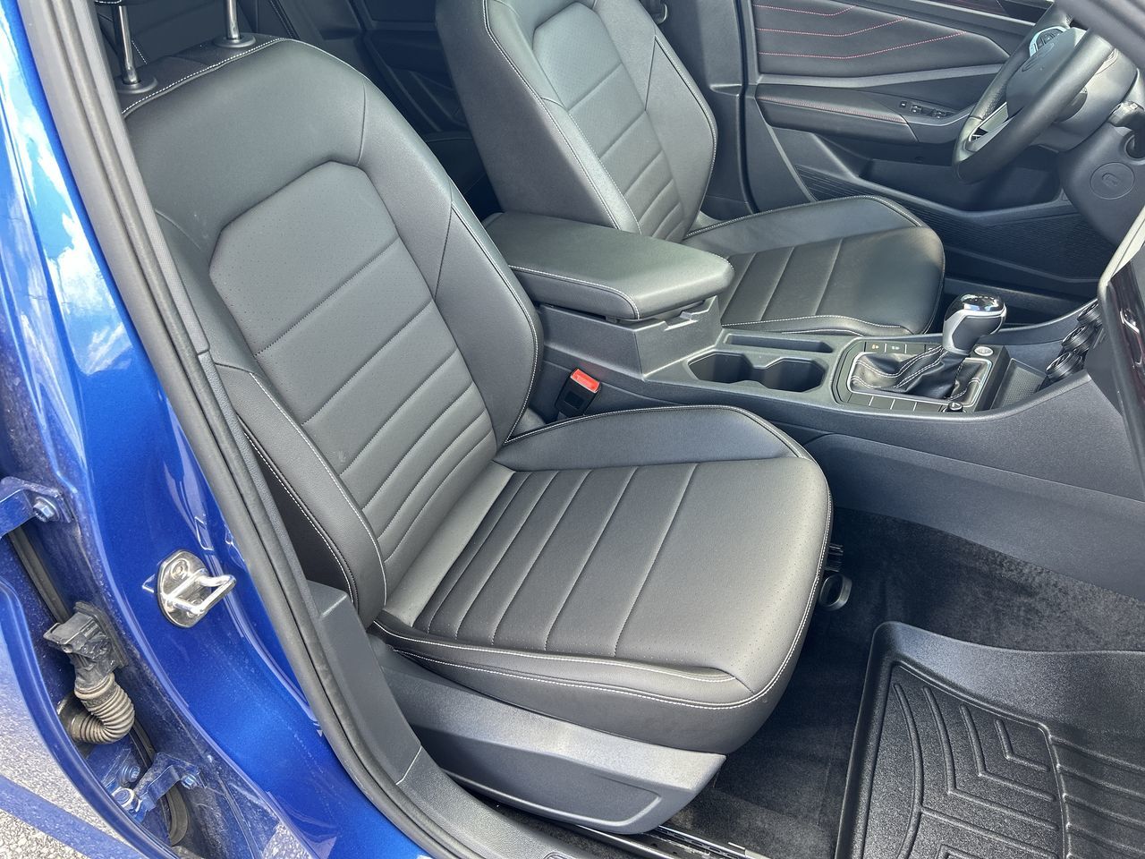 Volkswagen Jetta  2024 à Barrie, Ontario