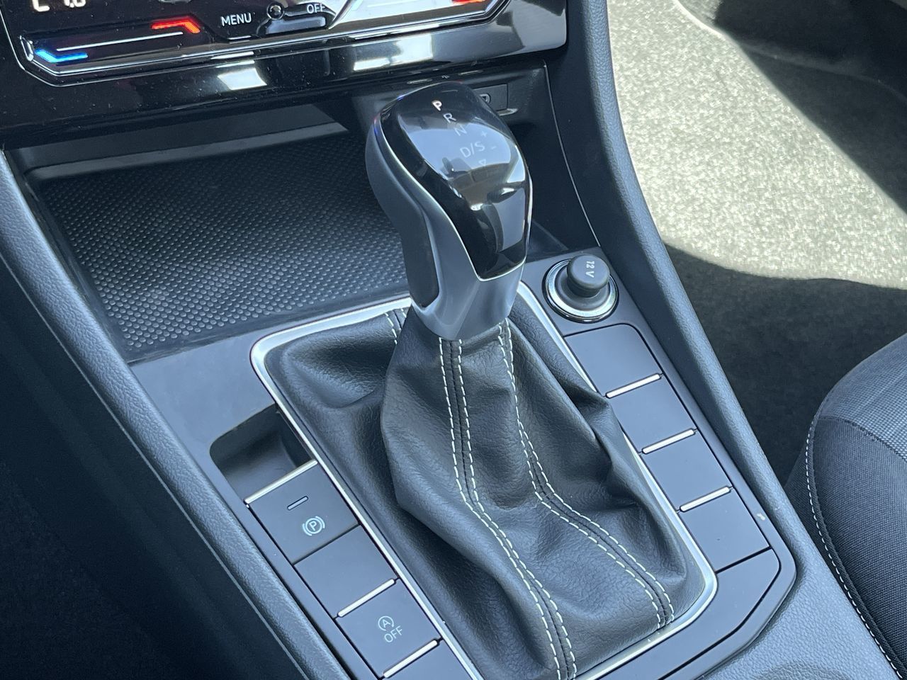 2025 Volkswagen Jetta in Barrie, Ontario