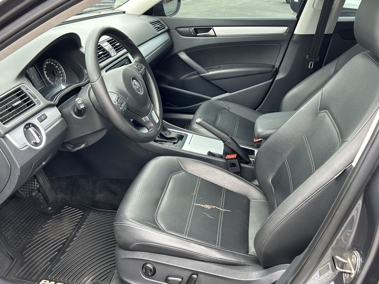 2012 Volkswagen Passat in Barrie, Ontario