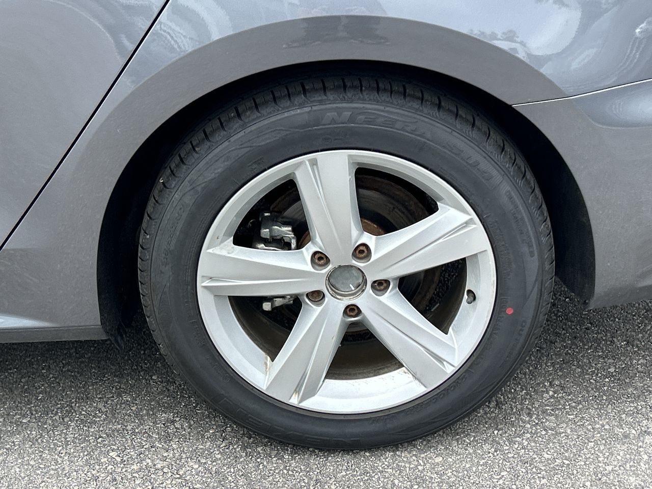 2012 Volkswagen Passat in Barrie, Ontario