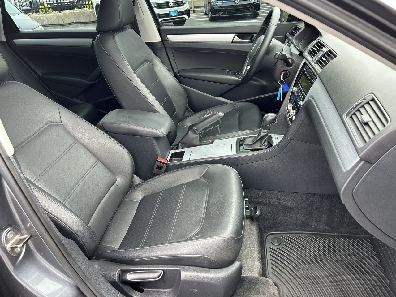 2012 Volkswagen Passat in Barrie, Ontario