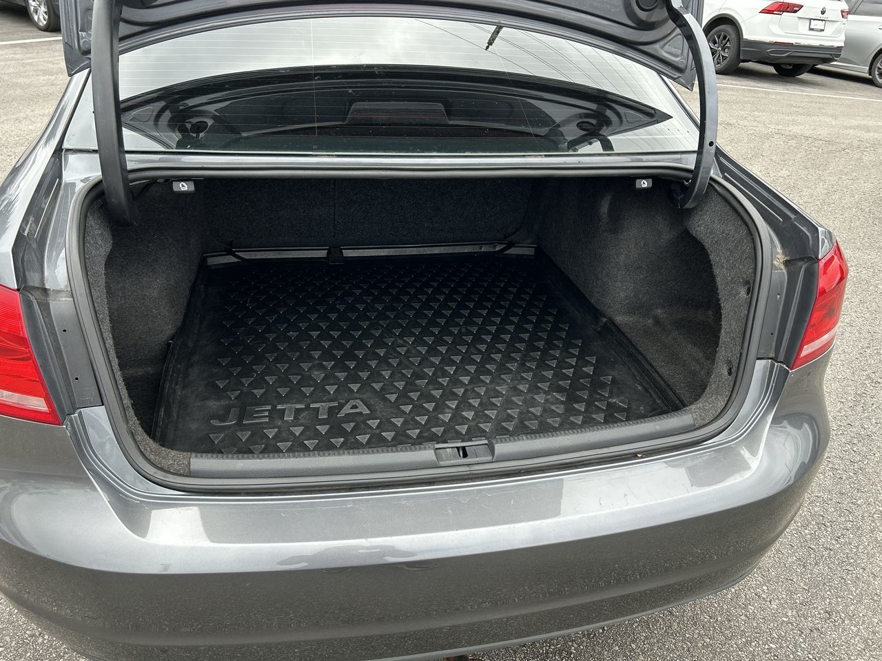 2012 Volkswagen Passat in Barrie, Ontario
