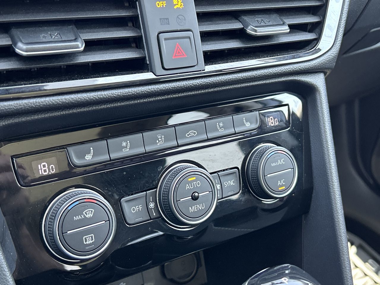 2022 Volkswagen Taos in Barrie, Ontario