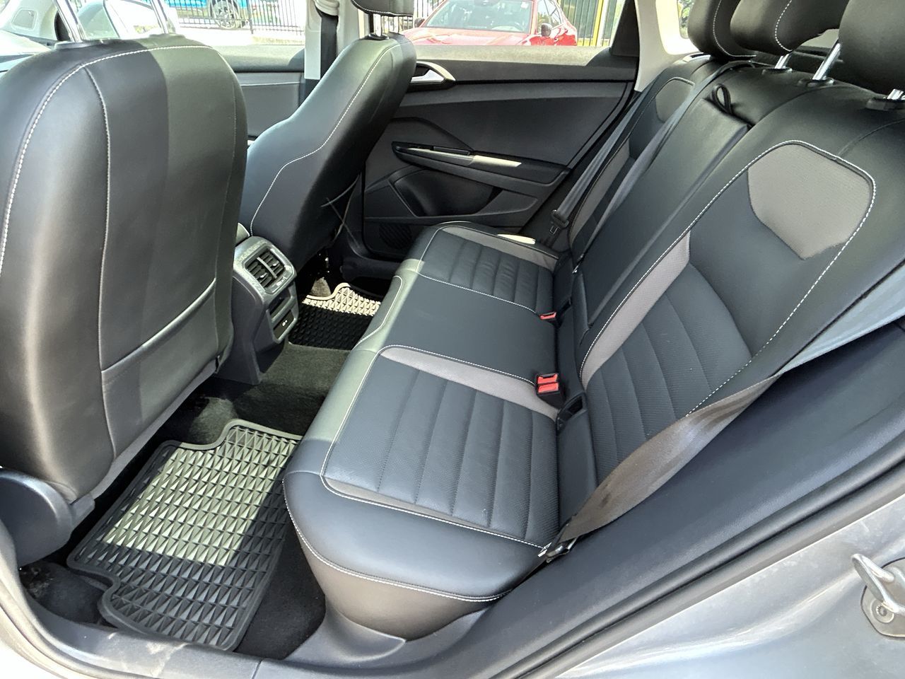 2022 Volkswagen Taos in Barrie, Ontario