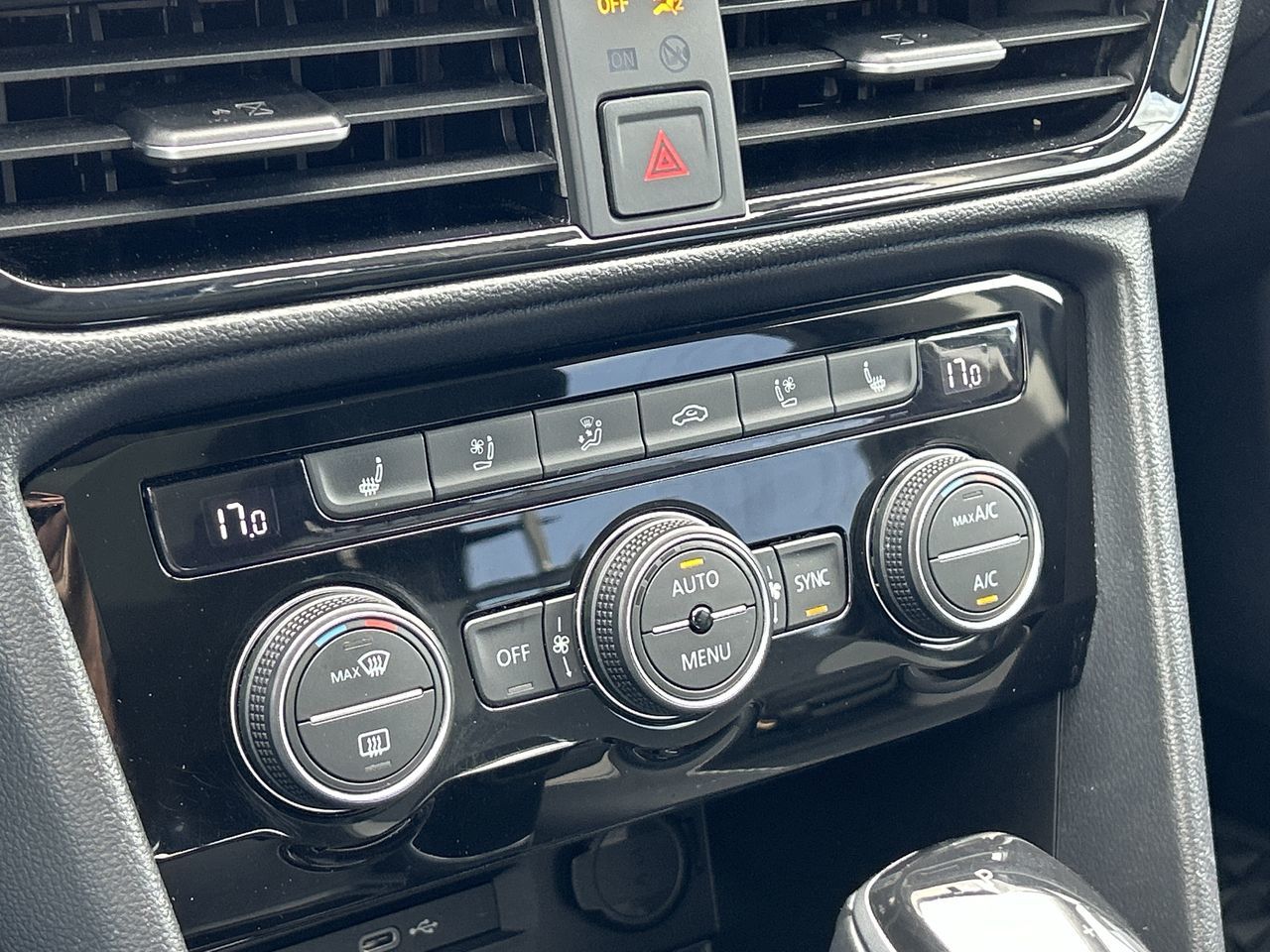 Volkswagen Taos  2022 à Barrie, Ontario