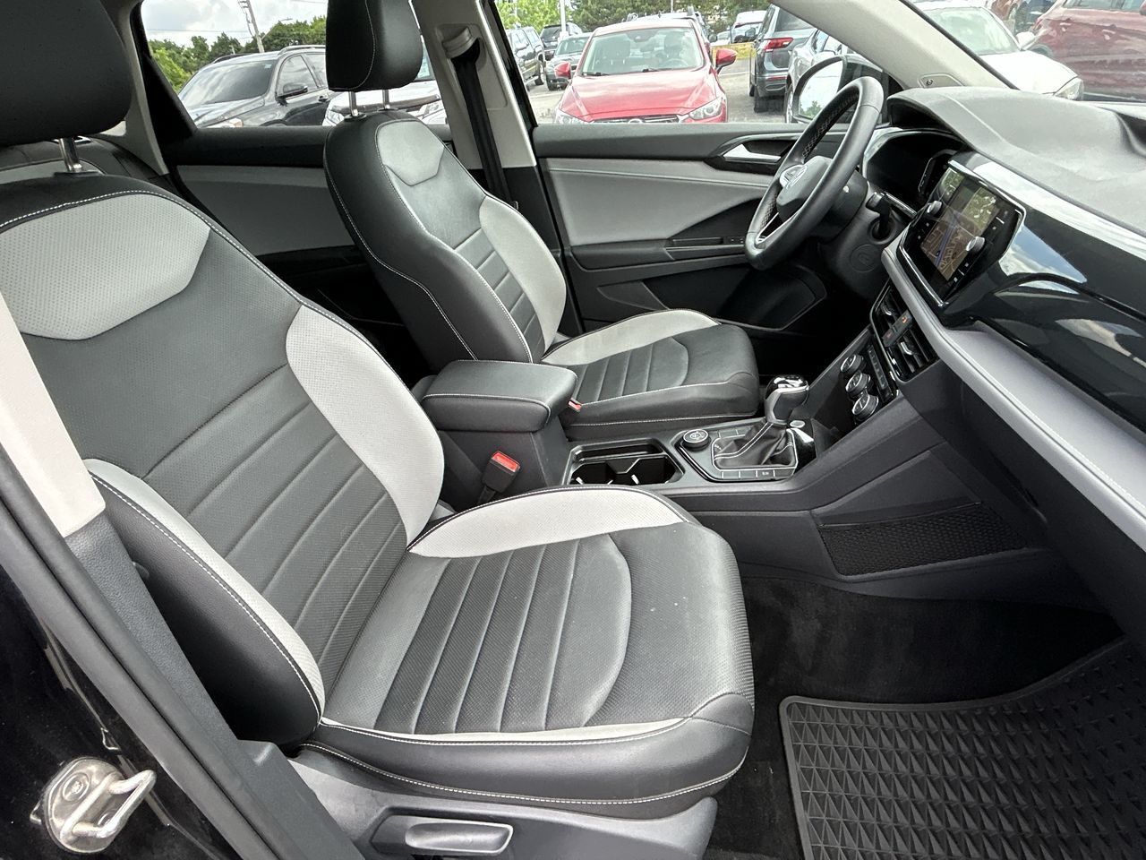 Volkswagen Taos  2022 à Barrie, Ontario