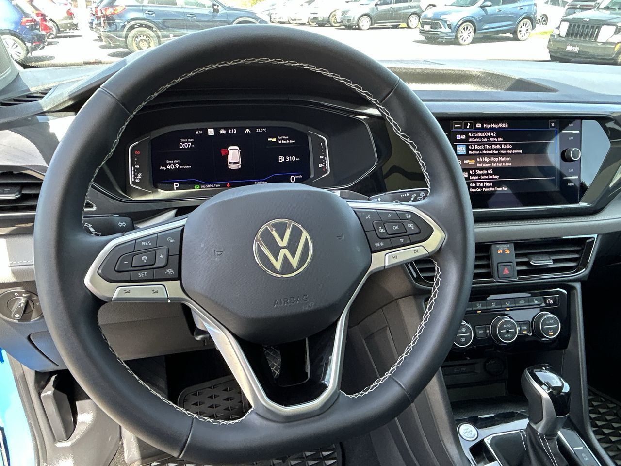 Volkswagen Taos  2023 à Barrie, Ontario