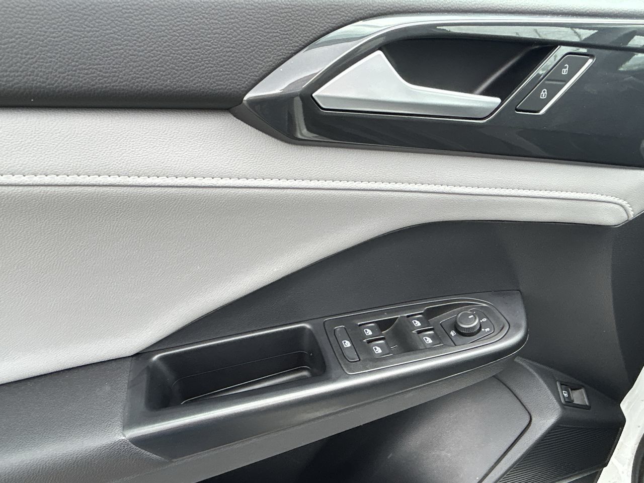 2023 Volkswagen Taos in Barrie, Ontario