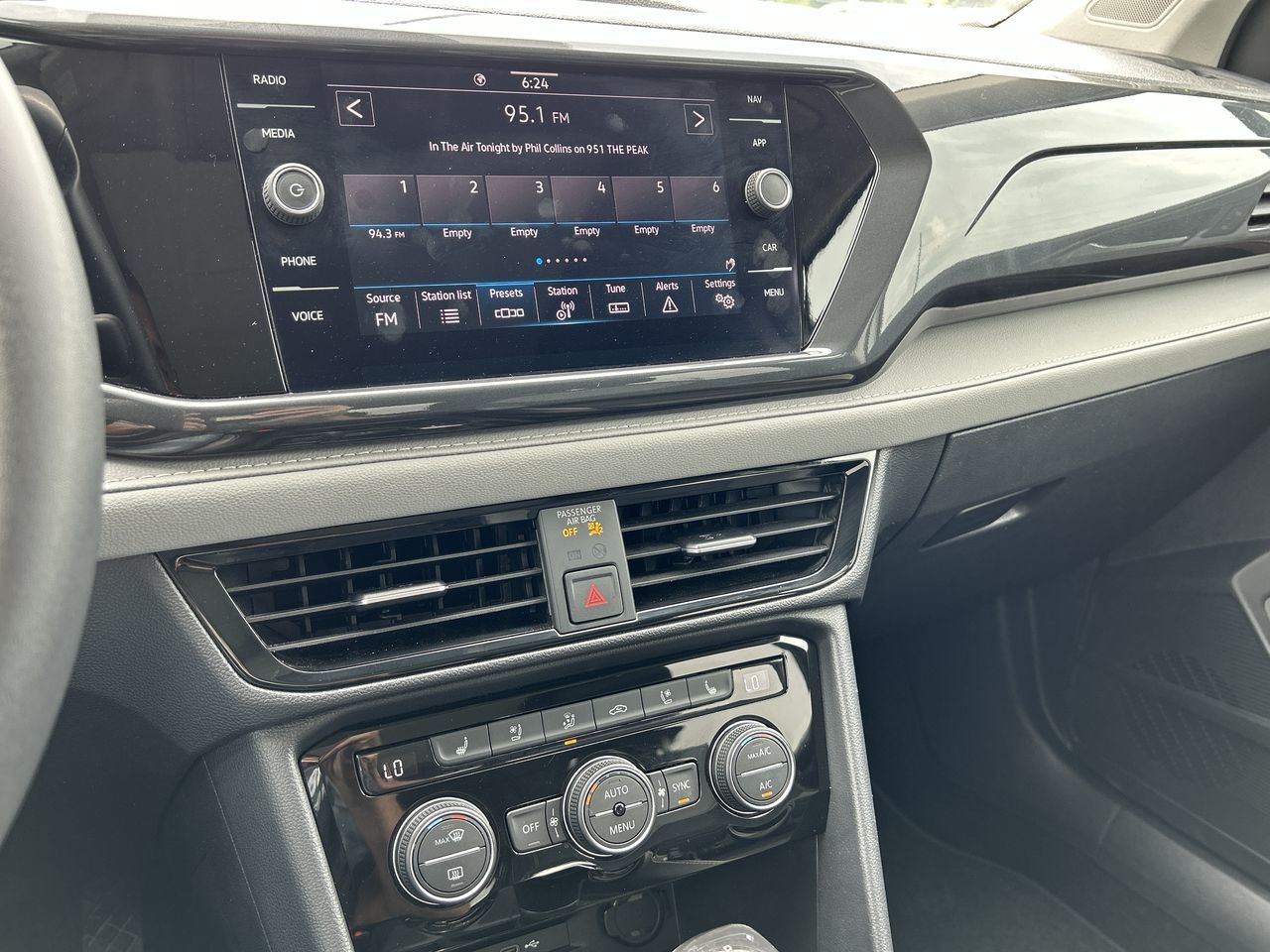 2023 Volkswagen Taos in Barrie, Ontario