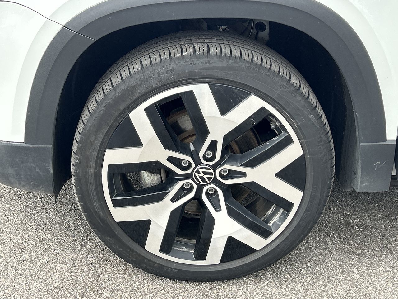 2023 Volkswagen Taos in Barrie, Ontario