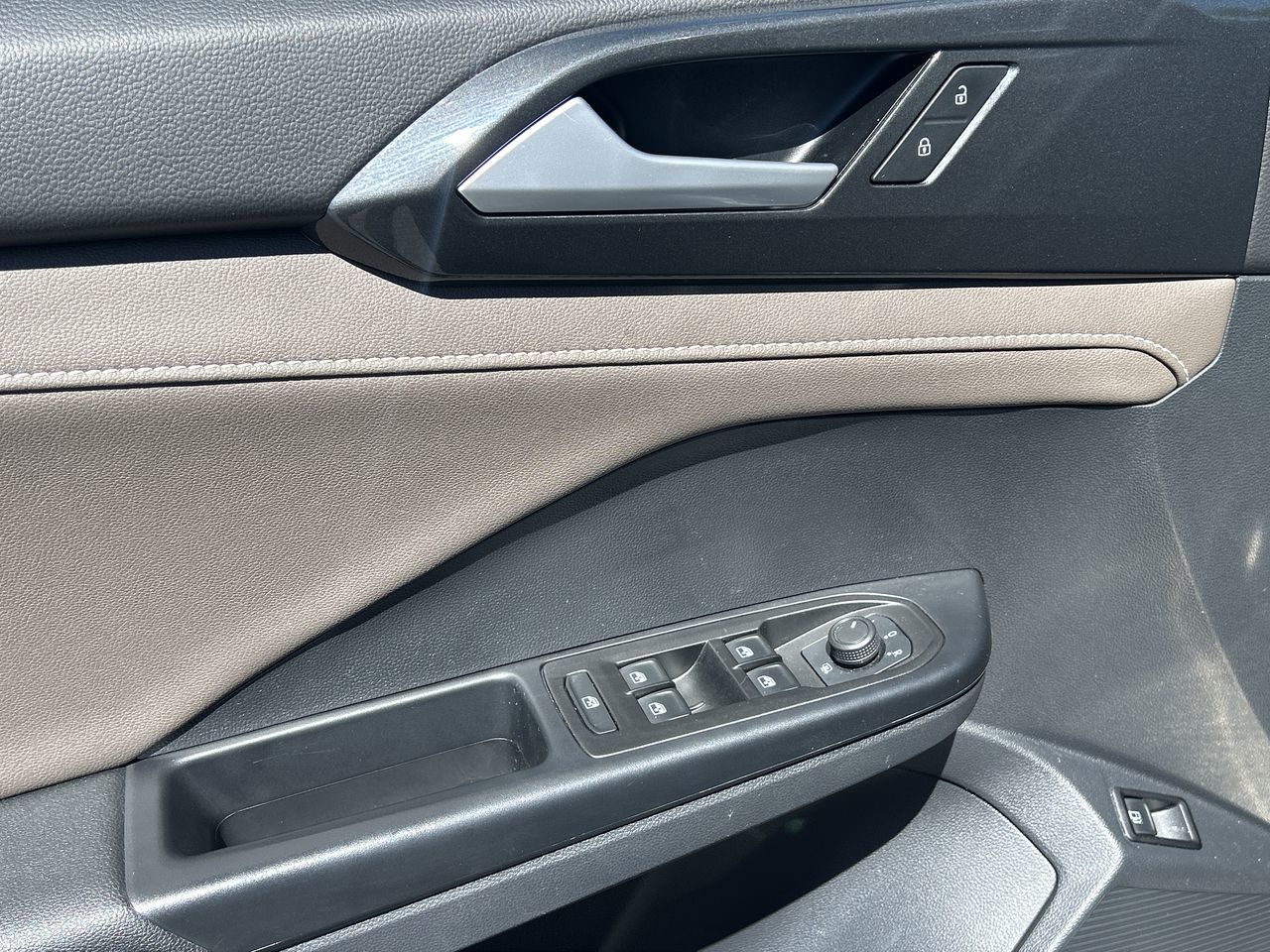 2023 Volkswagen Taos in Barrie, Ontario