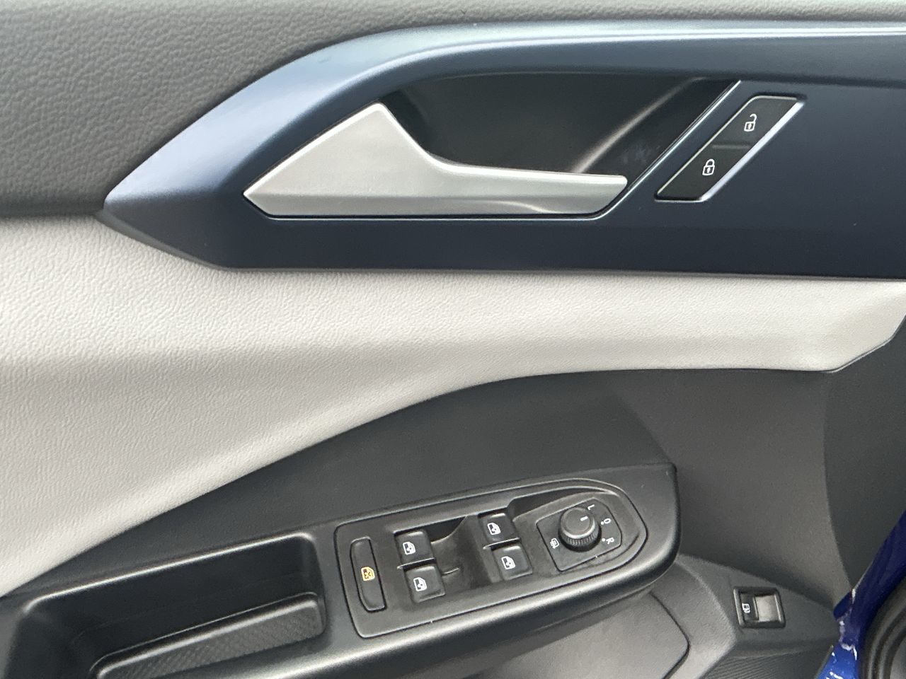 2023 Volkswagen Taos