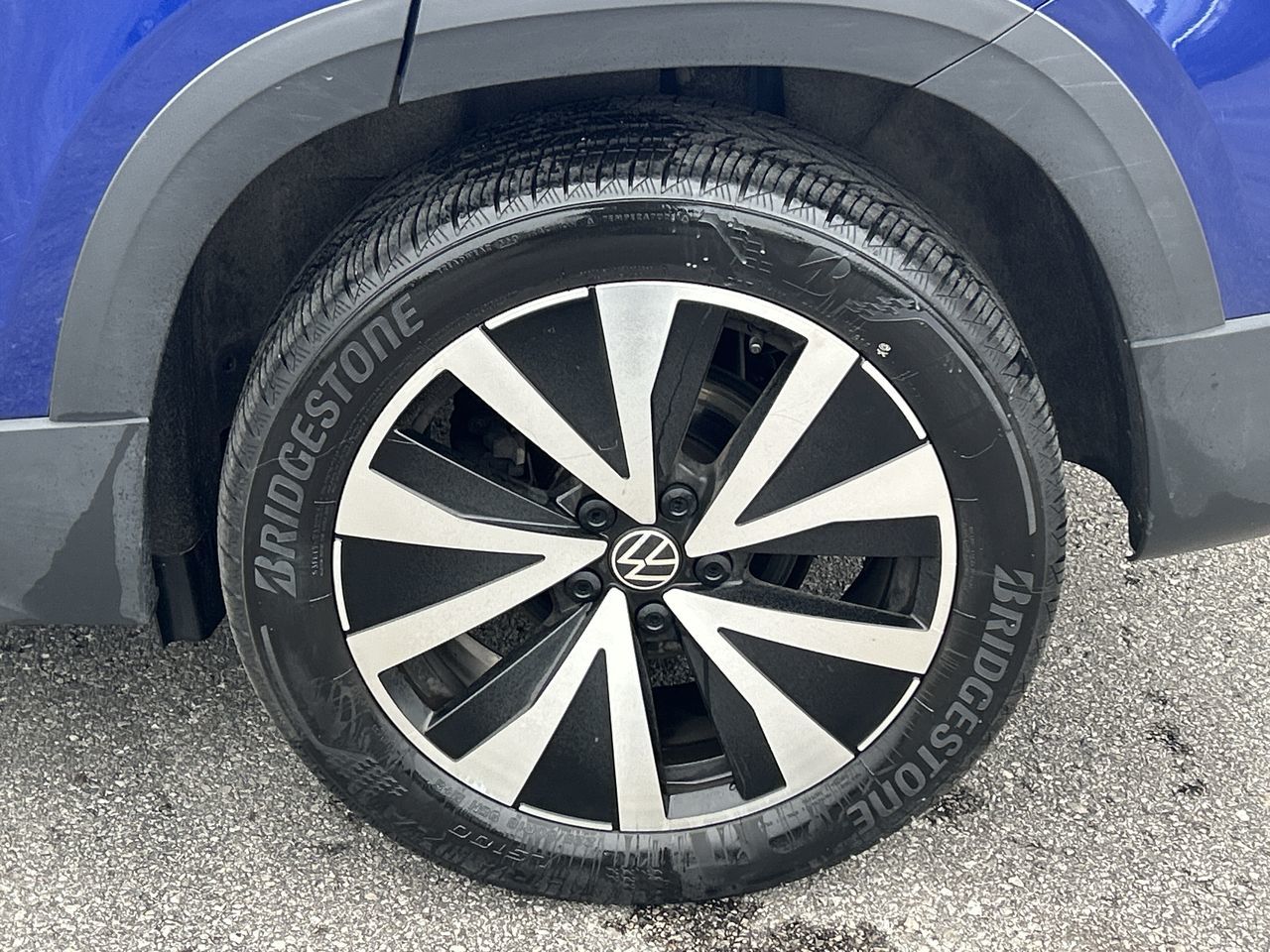 2023 Volkswagen Taos