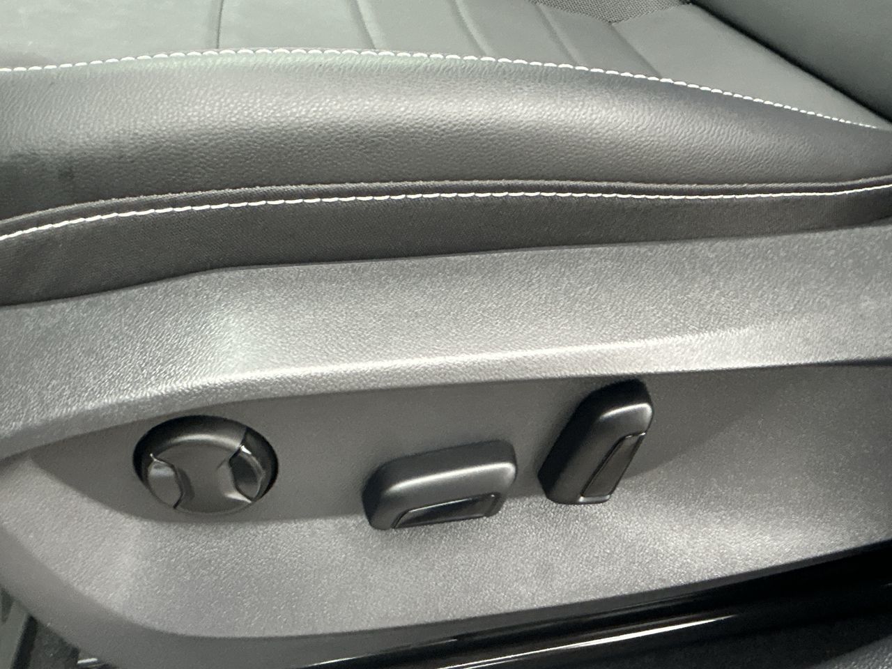 2023 Volkswagen Taos