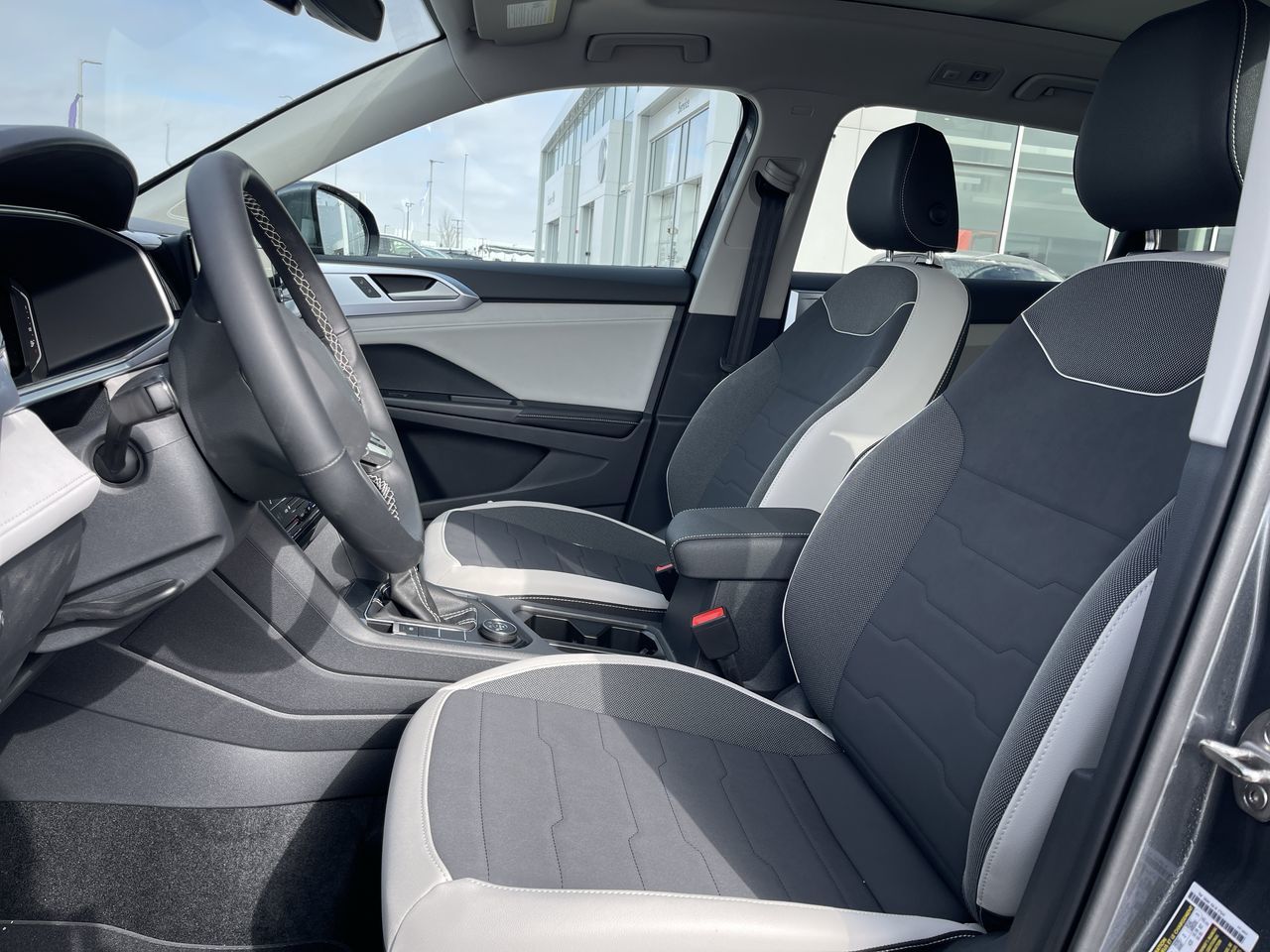 Volkswagen Taos  2025 à Barrie, Ontario