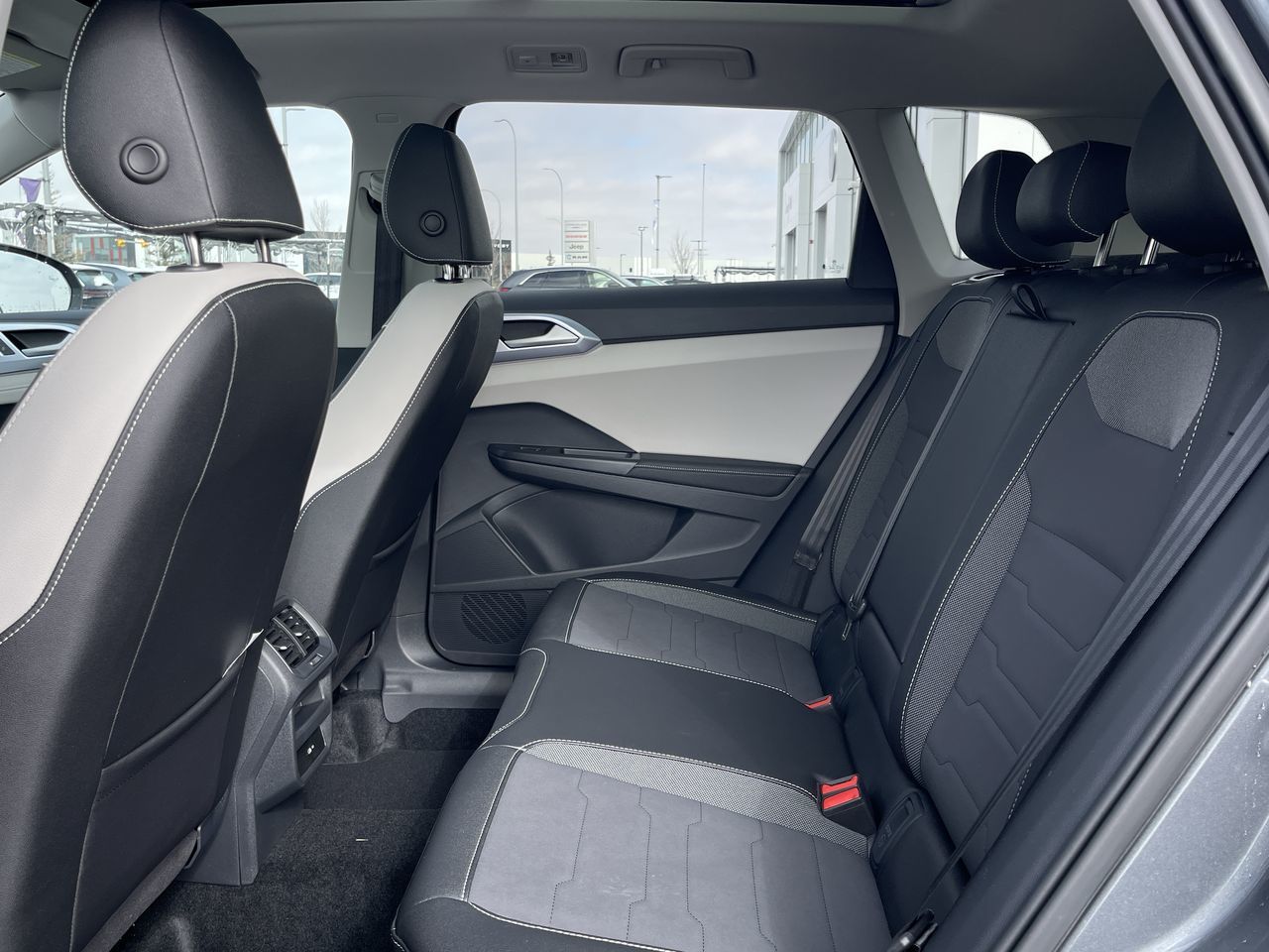 Volkswagen Taos  2025 à Barrie, Ontario