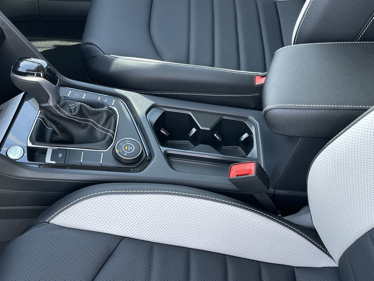 2025 Volkswagen Taos in Barrie, Ontario