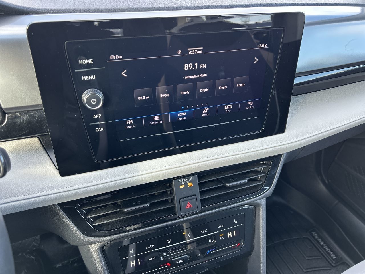 Volkswagen Taos  2025 à Barrie, Ontario