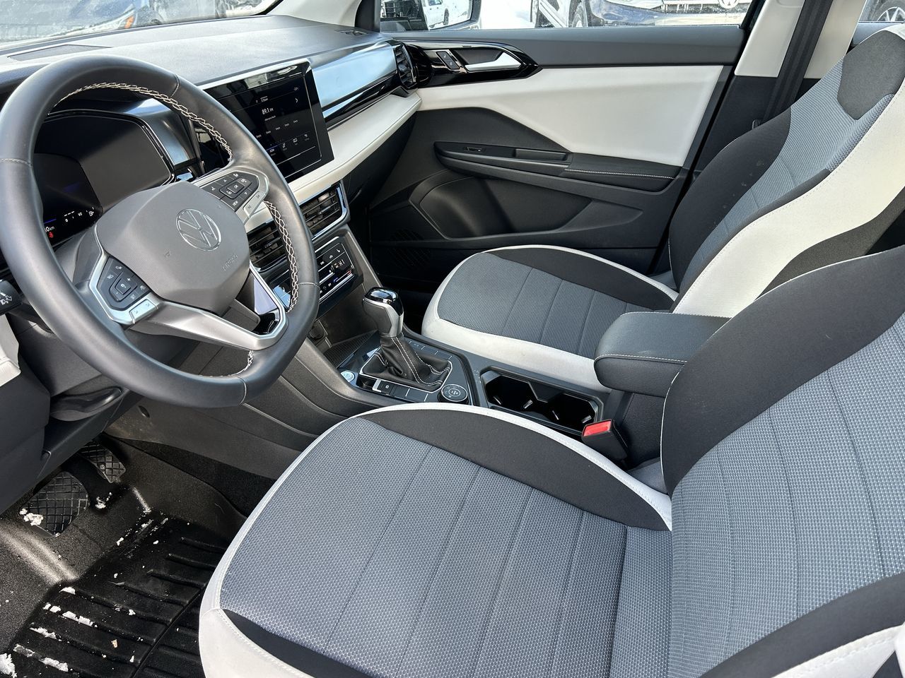 Volkswagen Taos  2025 à Barrie, Ontario