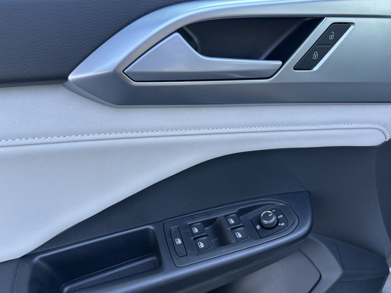 2026 Volkswagen Taos